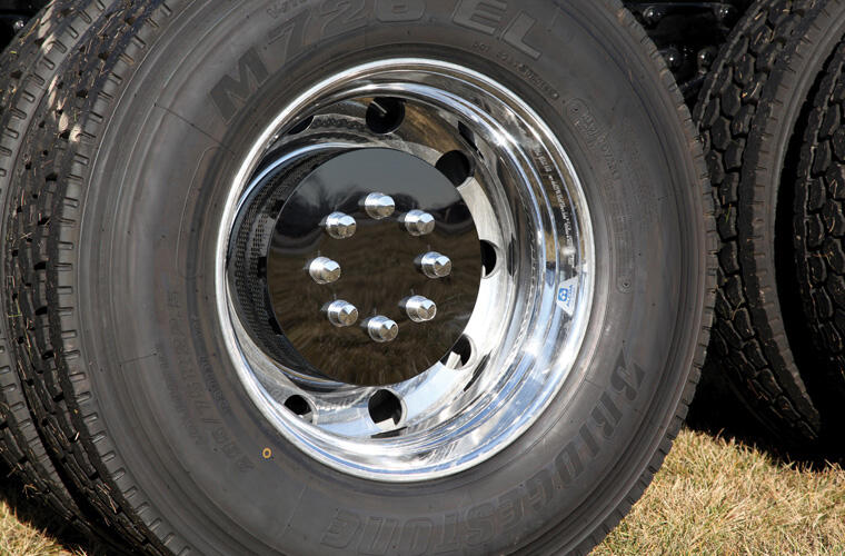 Super Hub Style Drive Axle Hubcovers